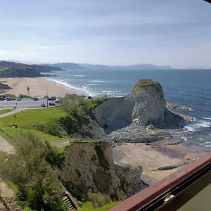 https://las-mejores-vistas-the-best-views.basquecountryhotels.org