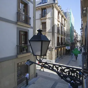 bare-by-oldtown-ss-apartments.basquecountryhotels.org/